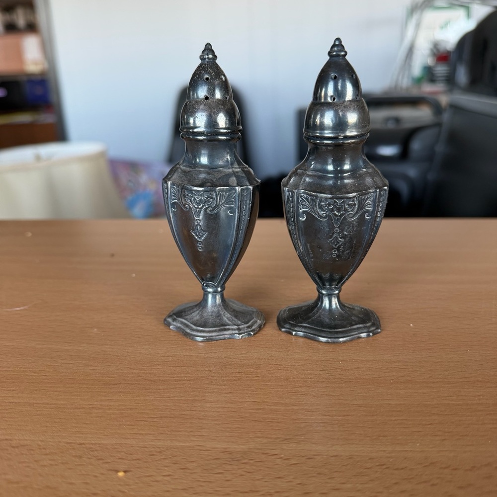 Vintage Silver Plated Monarch Plate Brand Salt and Pepper Shakers